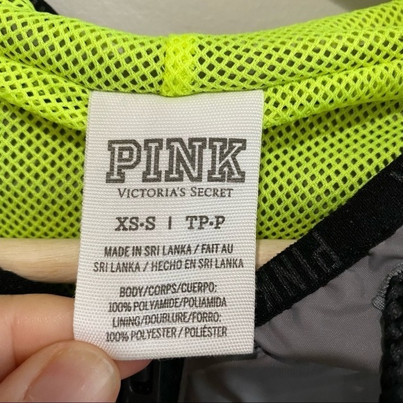 VS PINK Gray Hooded Windbreaker Pullover Oversized, Size Small - Picture 8 of 10